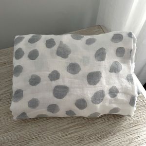 Restoration Hardware Malta Dot Crib Sheet